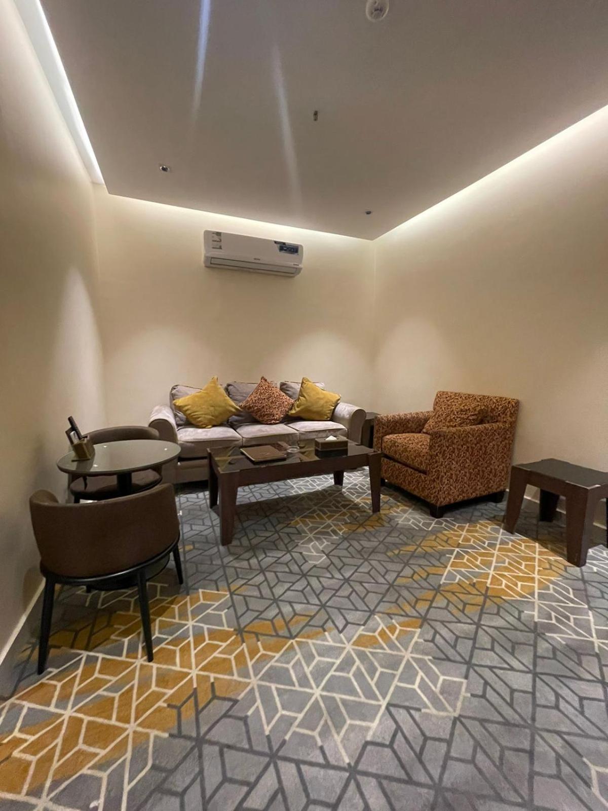 Lavender Serviced Apartments Ta'if Esterno foto